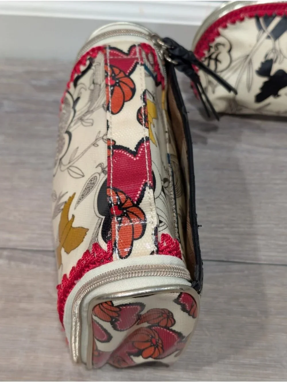 Sakroots Artist Circle Peace Print Birds Hanging Travel Organizer & Makeup Bag